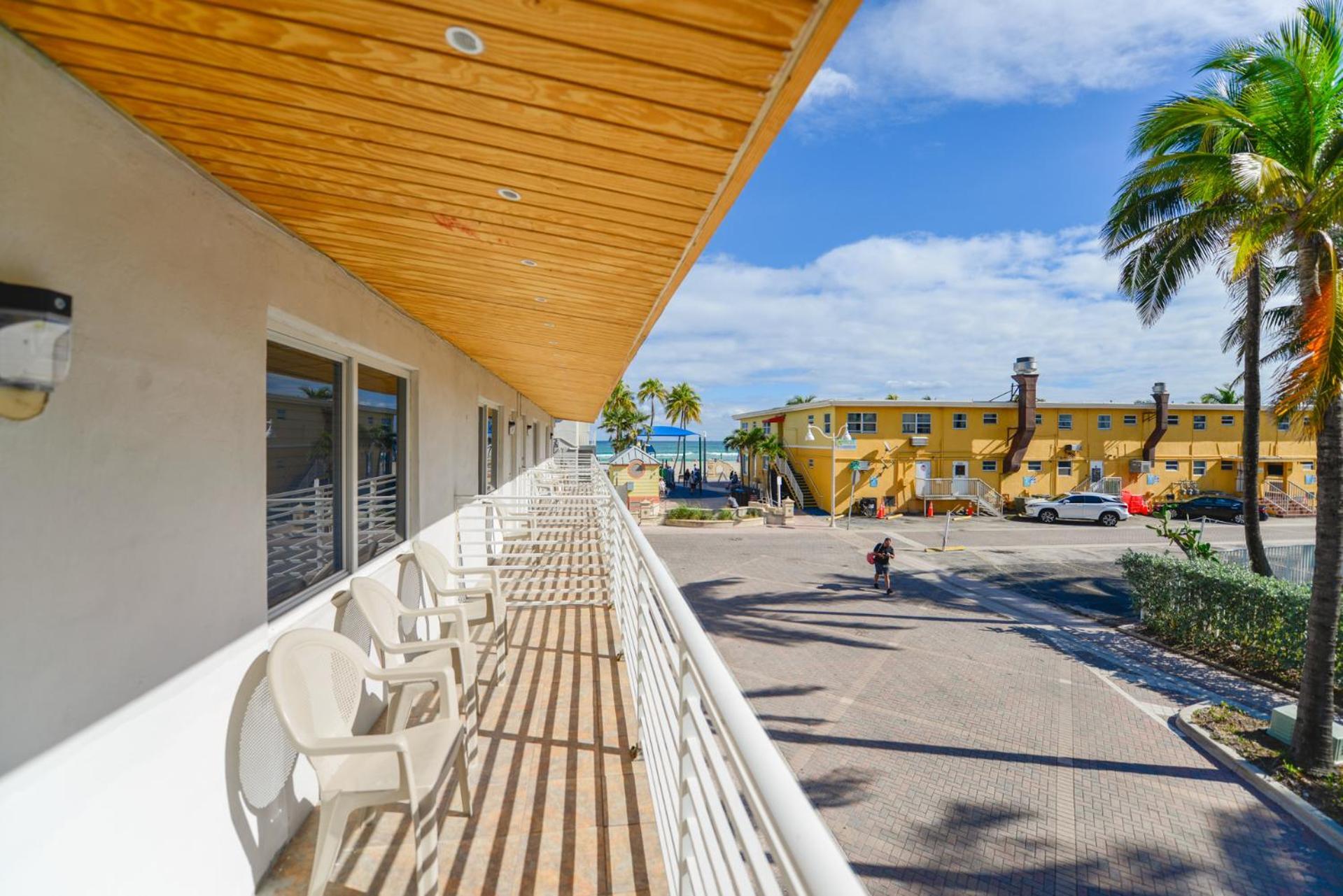 Amazing Balcony Studio At The Beach With Parking -M44 Hollywood Exteriér fotografie
